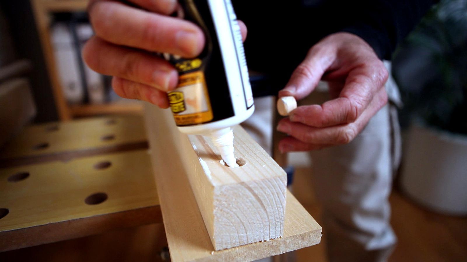 Tapones embellecedores de madera paso 5