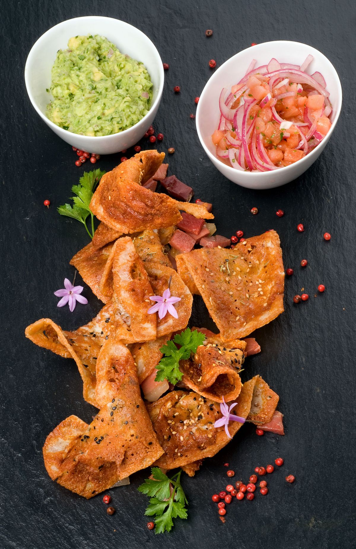 chicharron de queso dos salsas xl