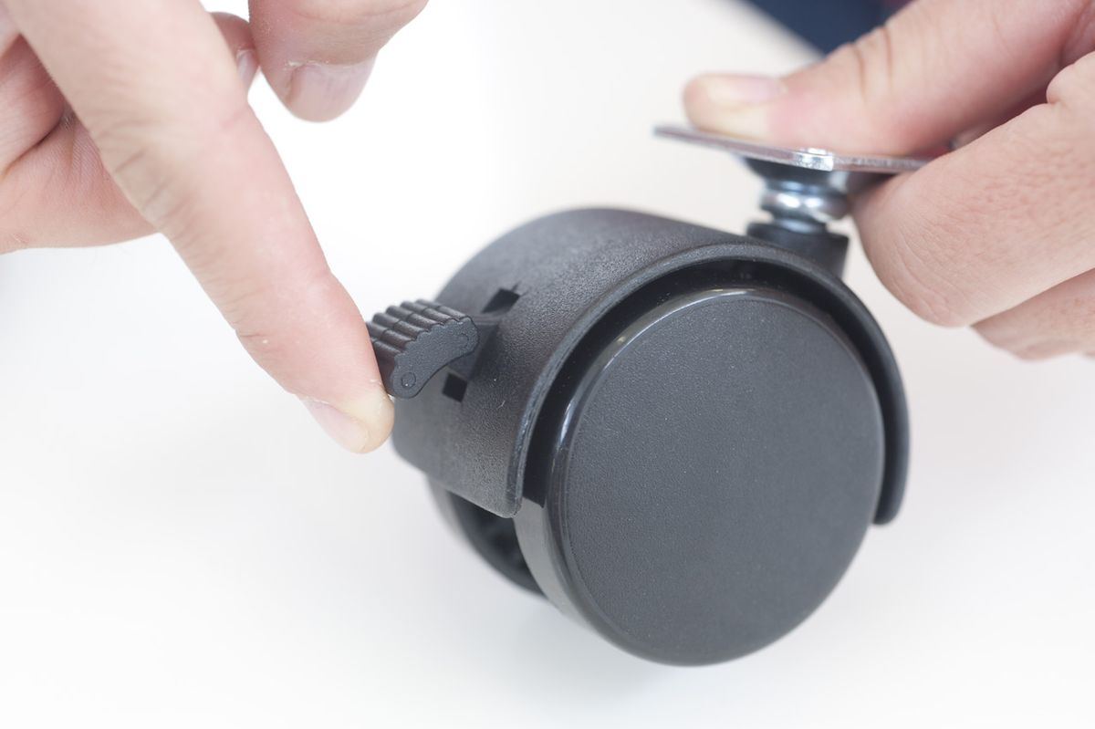 Bricomania 693 Estanteria con ruedas p2