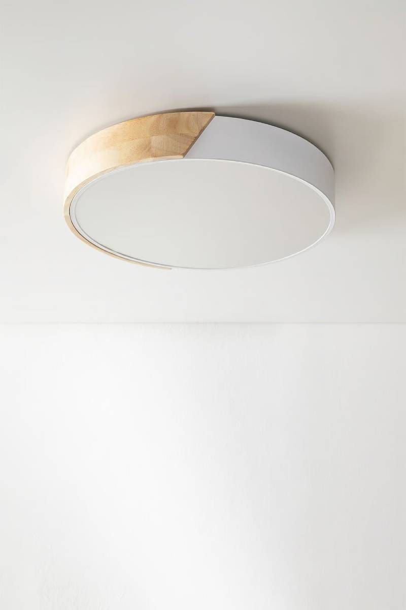 Pláfón en blanco y madera Jan.