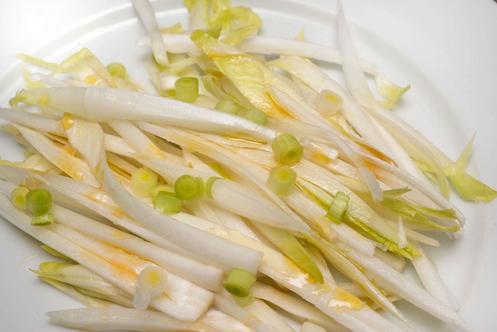 5663 2 Ensalada de endibias y ajos frescos xl