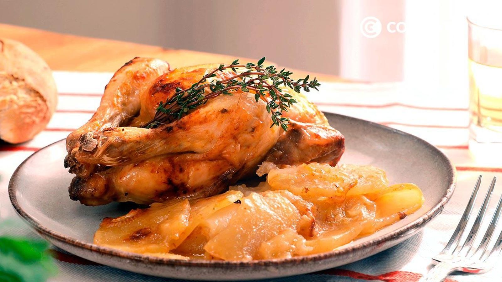 Receta de picantones al horno con patatas y cebolla