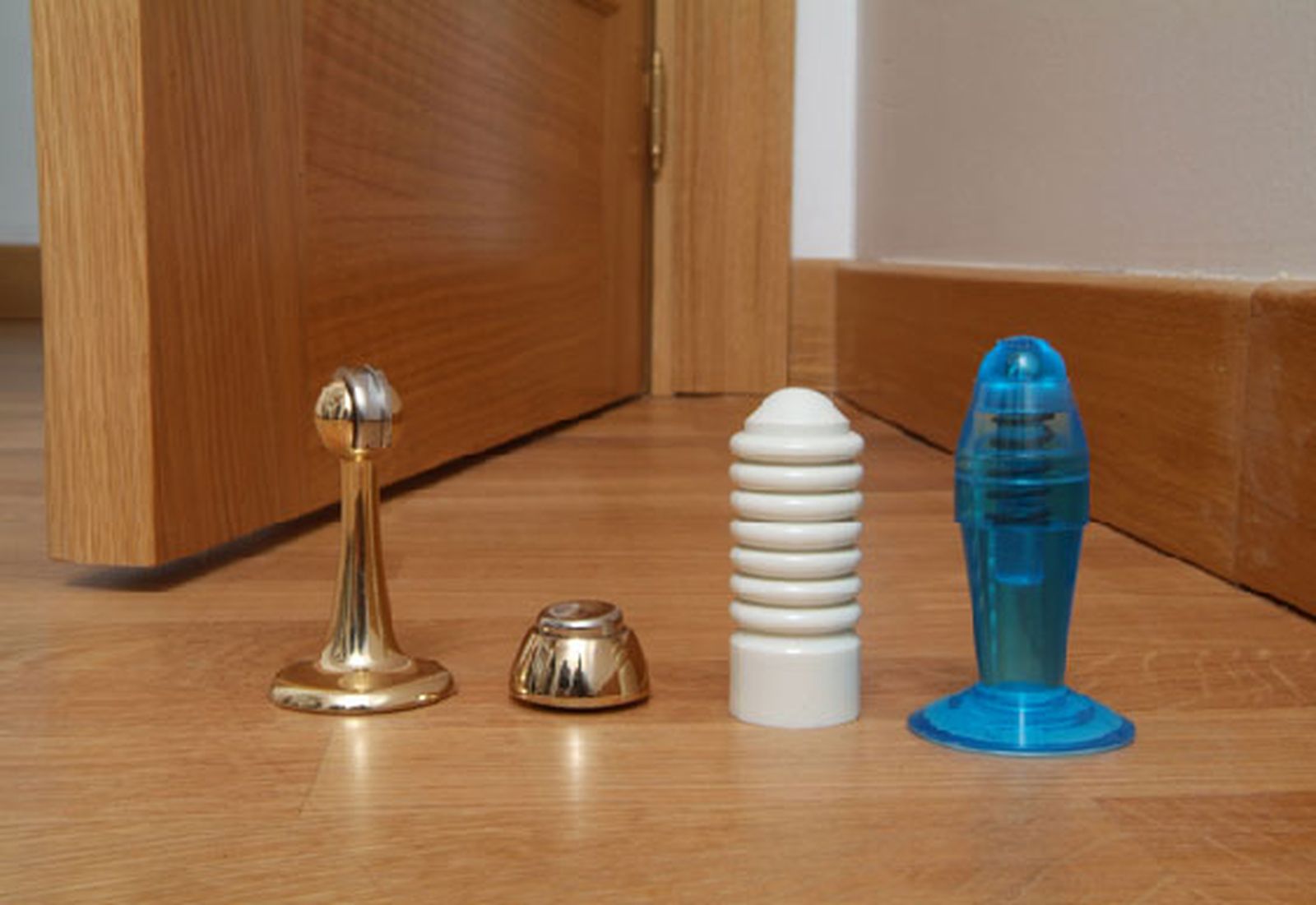 brico1 0461 topes puerta pared xl