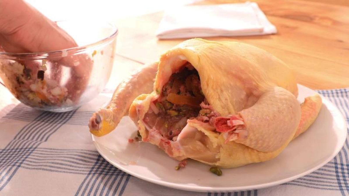 Pollo con tomate y patatas fritas   Paso 3