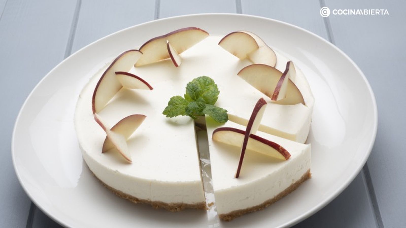 Tarta de nectarina y queso