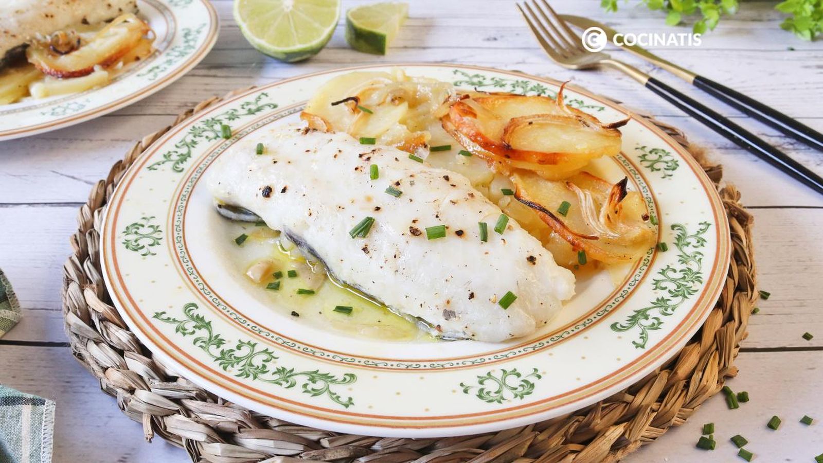 Merluza al horno con patatas