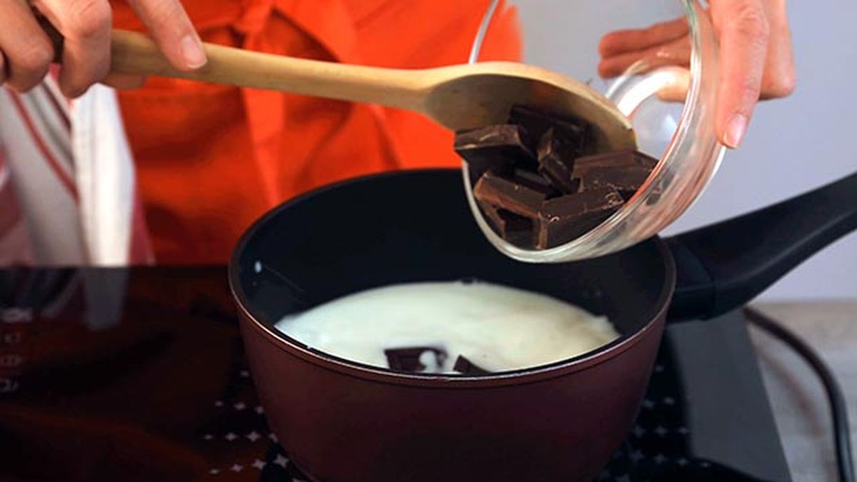 Receta de natillas de chocolate   paso 1