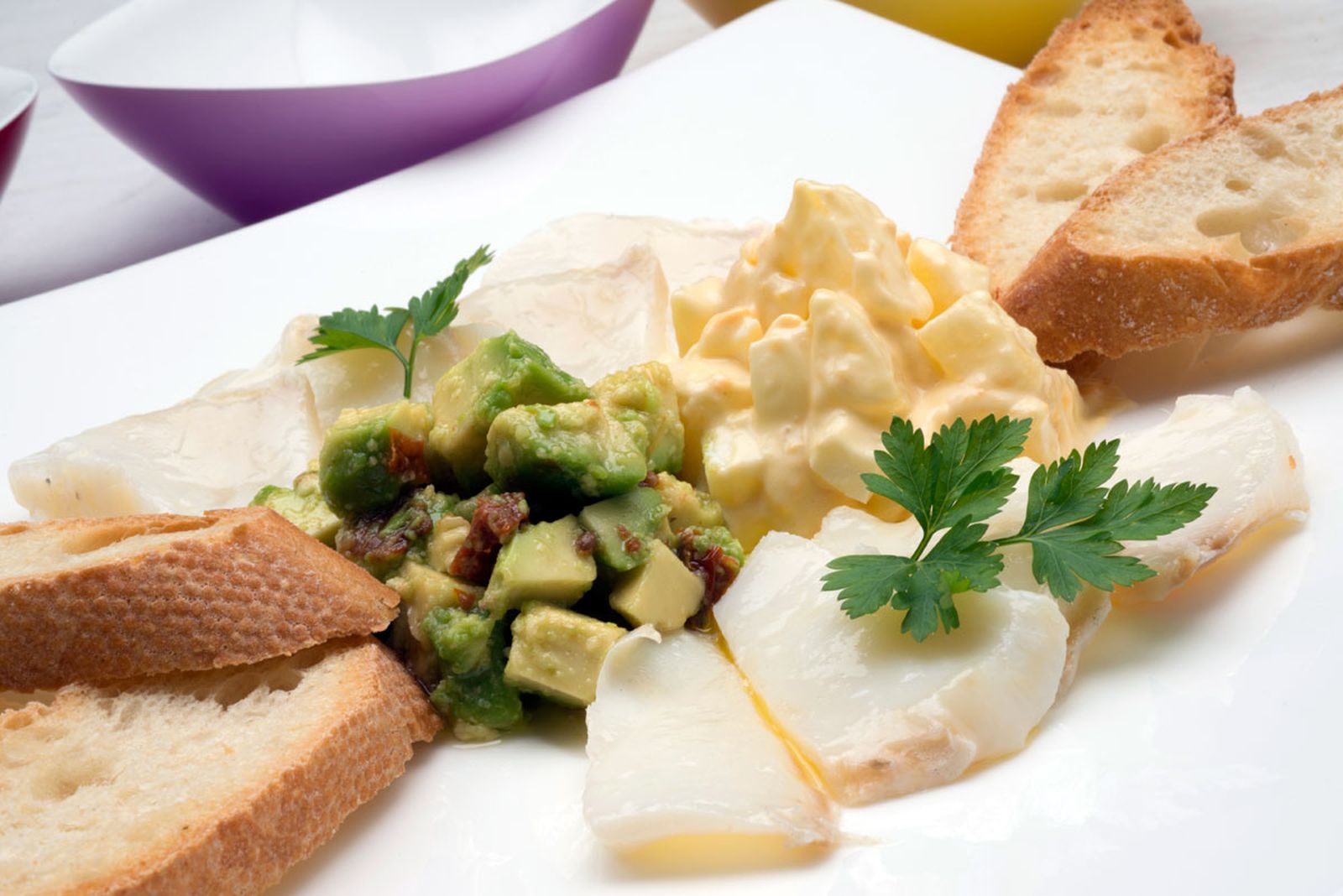 5273 Ensaladilla de bacalao (658) xl