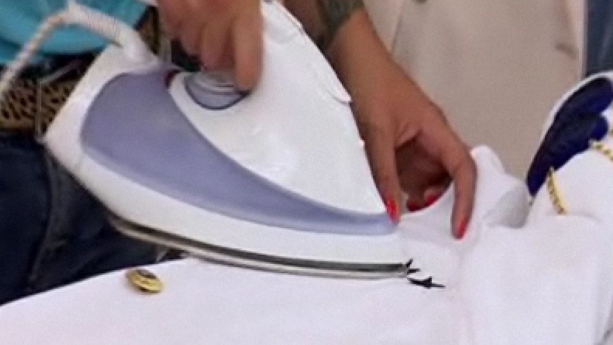 Parches de estrellas para personalizar la blazer.