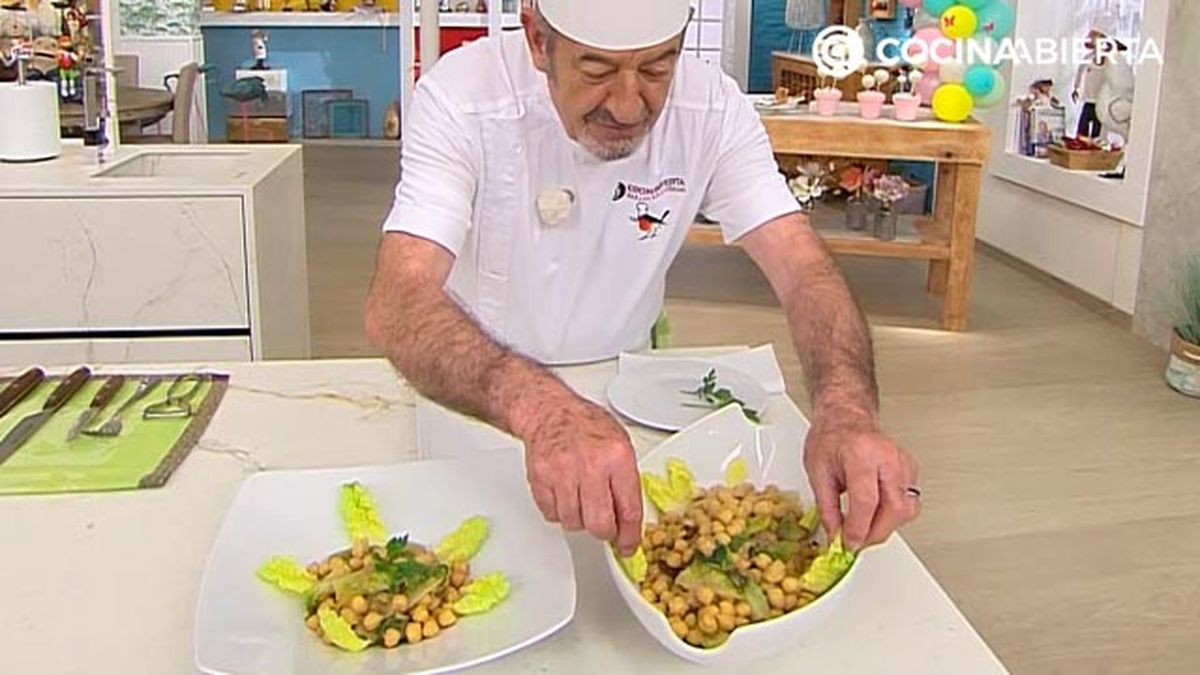garbanzos con cogollos receta karlos arguinano karl67640321 paso4