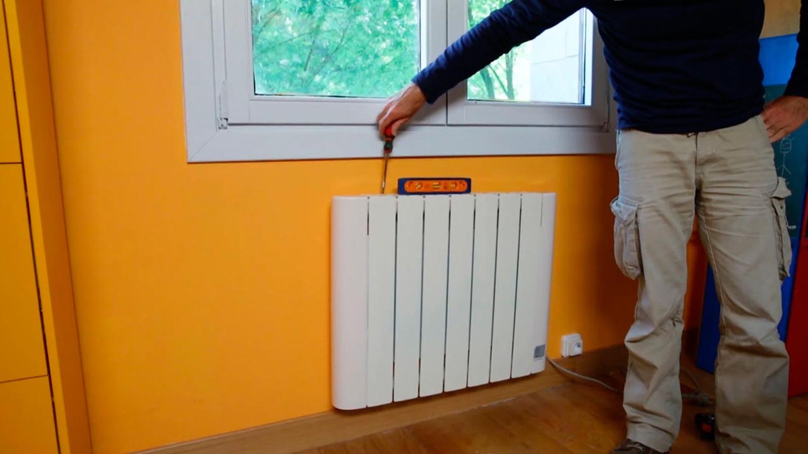 Soportes para radiador paso 6