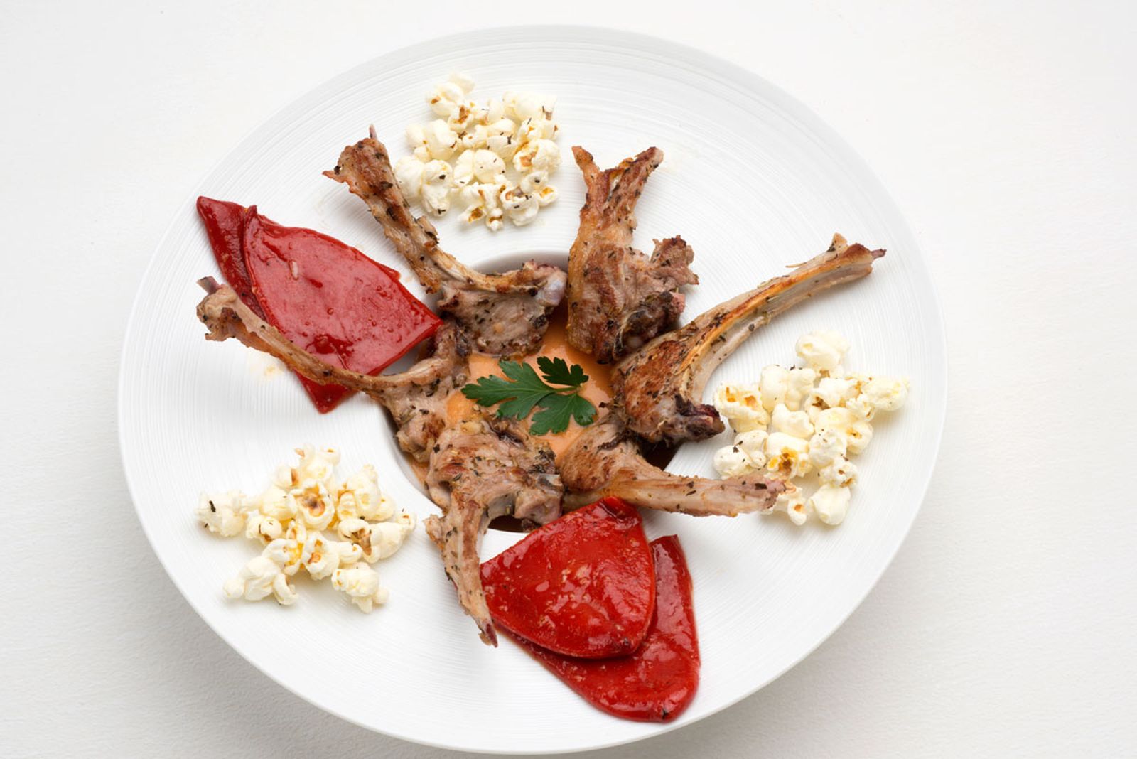 5568 1 Chuletillas de cordero con pimientos del piquillo (953) editorial xl