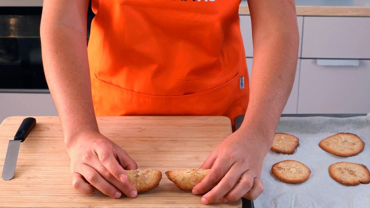 Tejas de almendra crujientes   paso 5