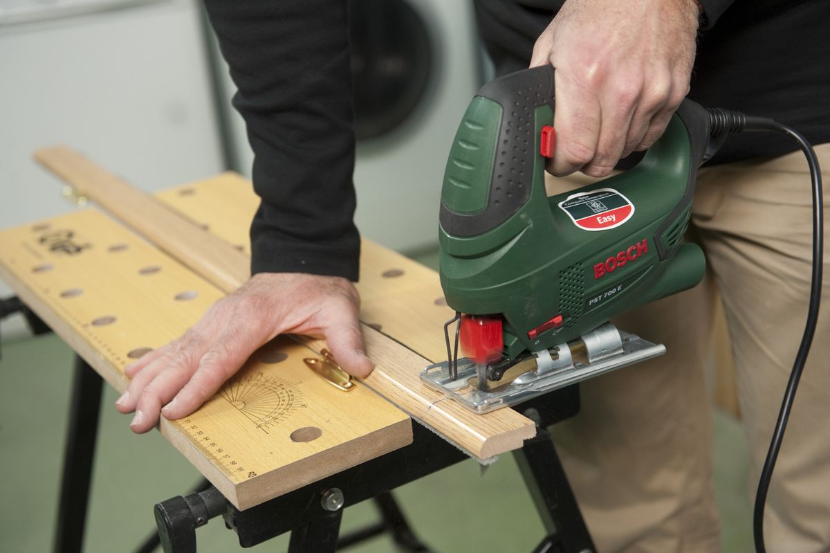 brico 0629 1 burlete basculante bajo puerta paso 3