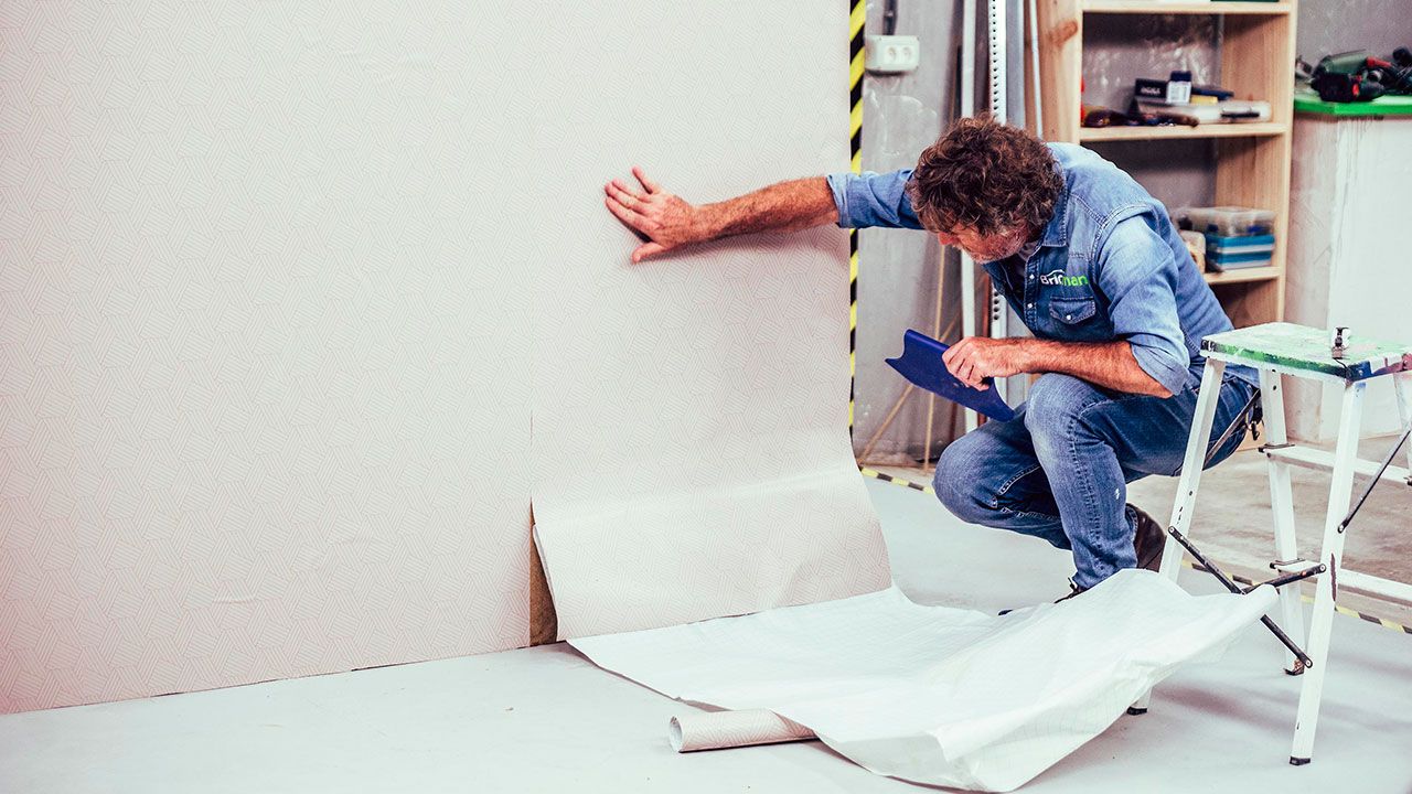Cómo hacer una falsa pared paso 8