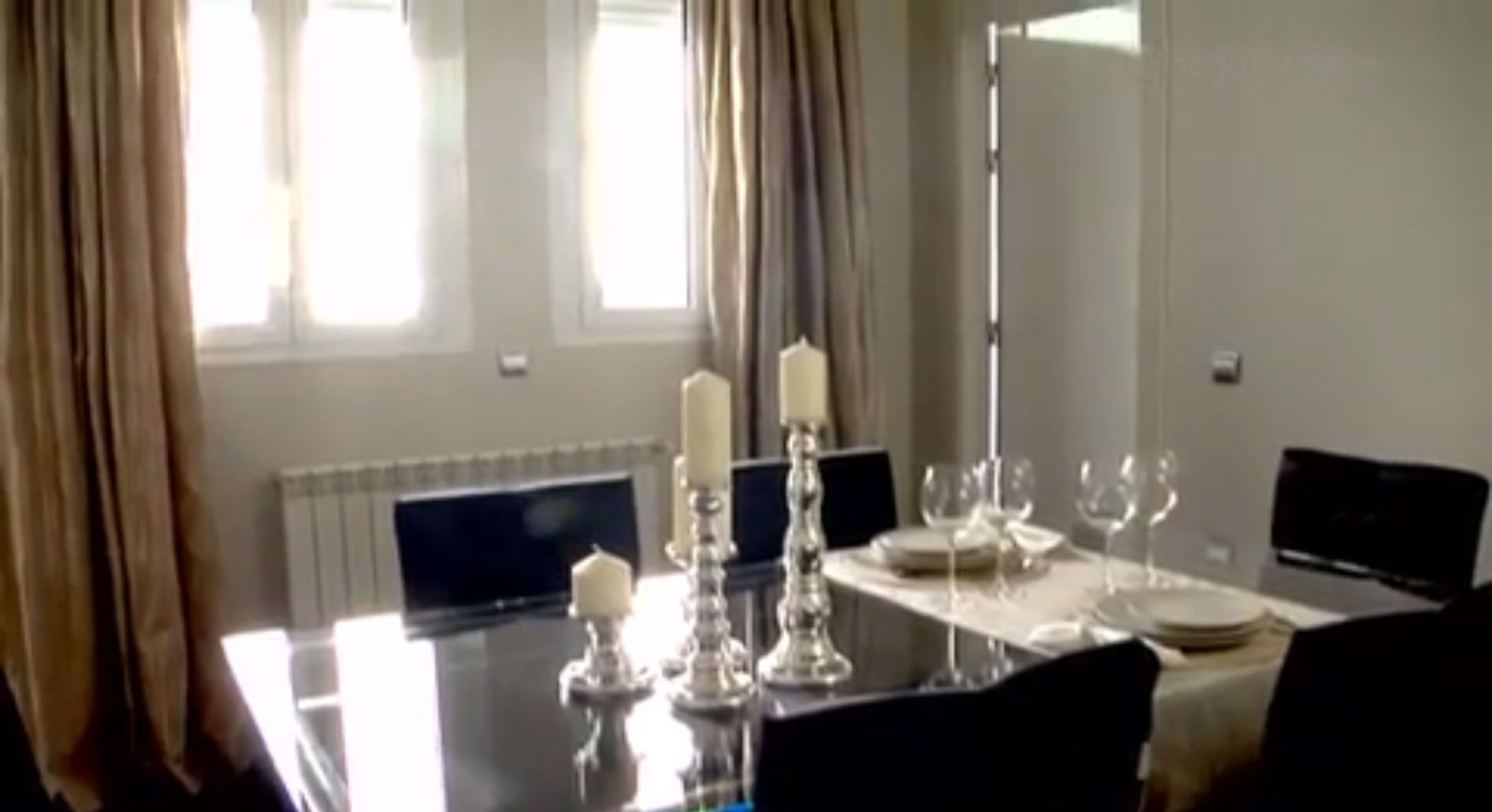 Decoración glamurosa con toques étnicos comedor