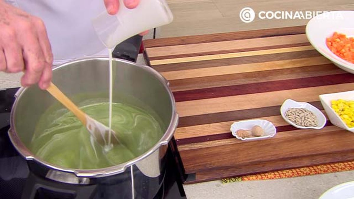 KARL6940 crema lechuga p3