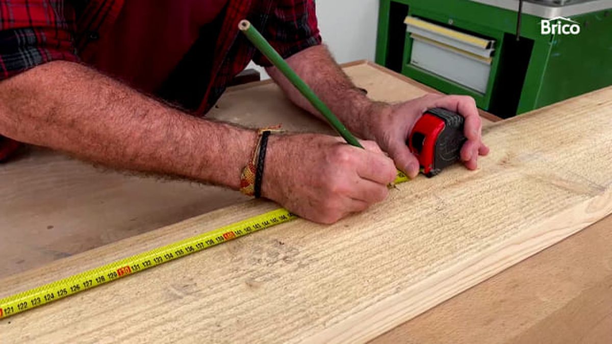 Bricomania 35 macetero pared 1