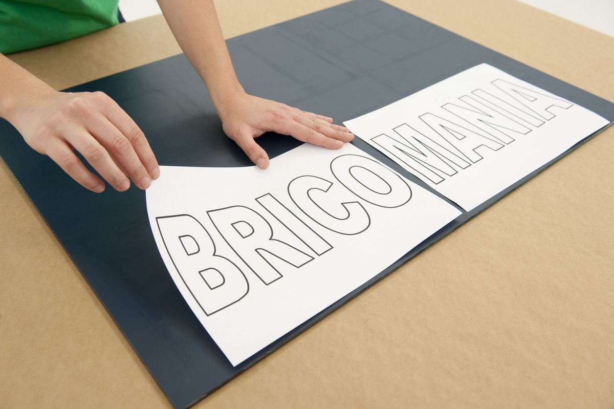 Grabar letras en espejo paso 1