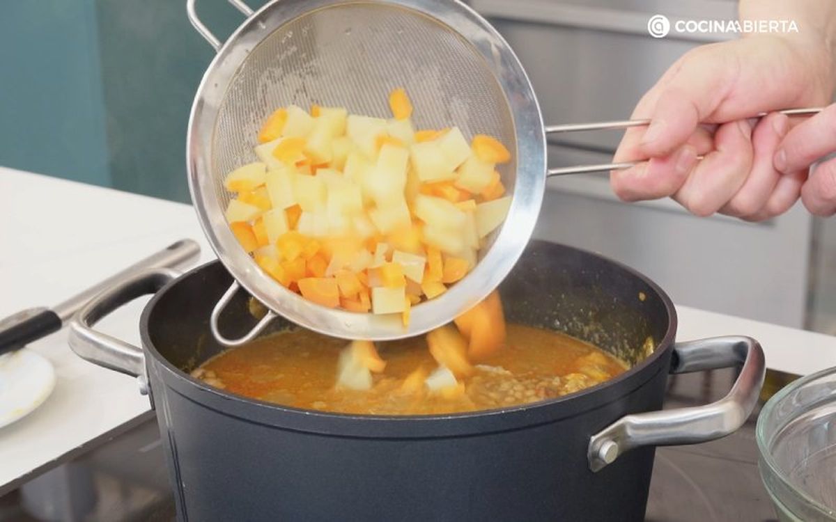 Lentejas con pollo y chorizo - paso 5