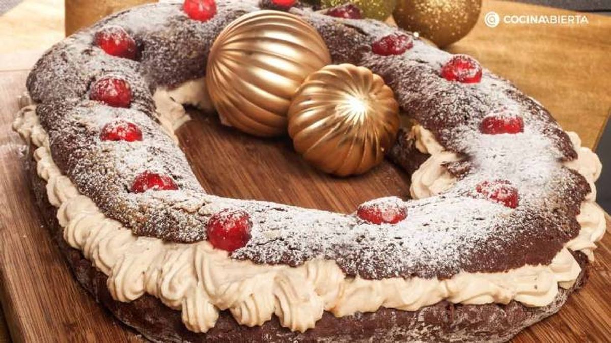 roscon de reyes de cacao relleno de nata