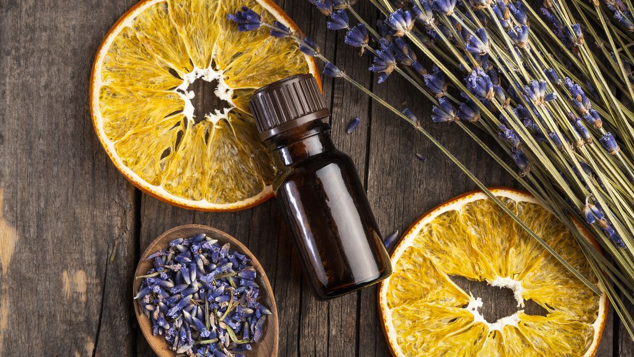 desinfectantes naturales para limpiar la casa lavanda