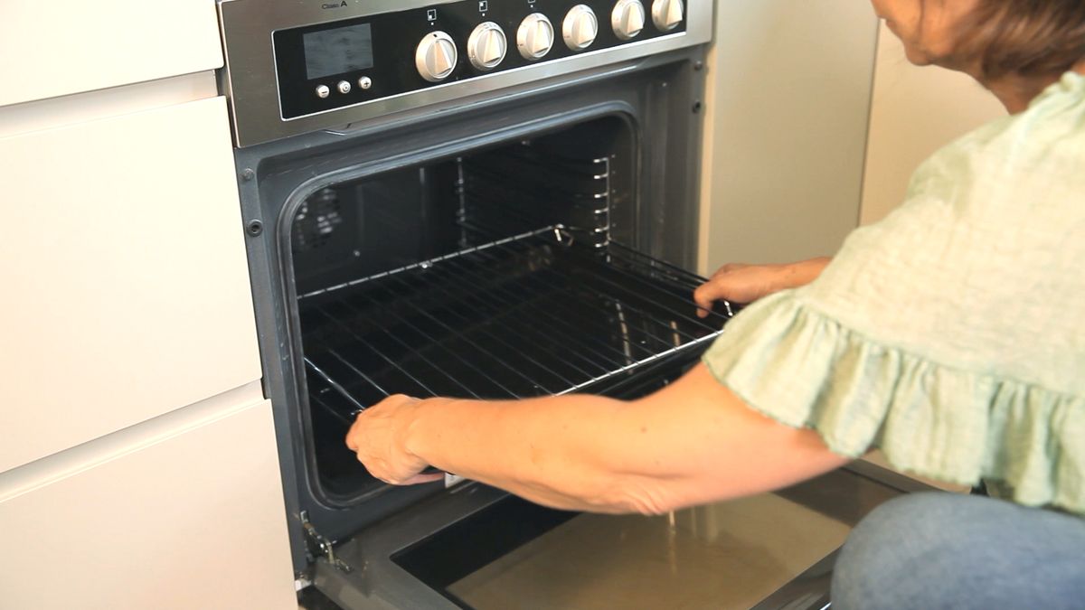 4 como limpiar grasa horno volgrass paso 1