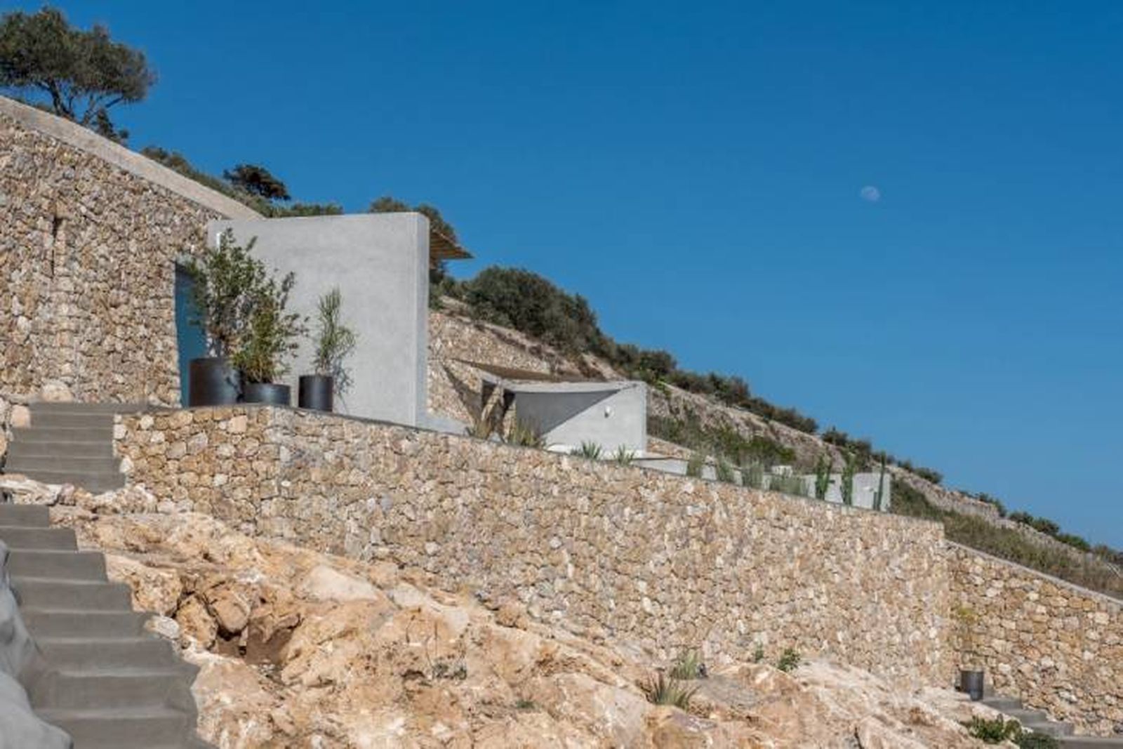 Exterior de la Villa en la Montaña del Profeta Ilias de Santorini.
