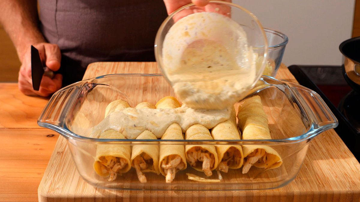 Enchiladas verdes   Paso 5