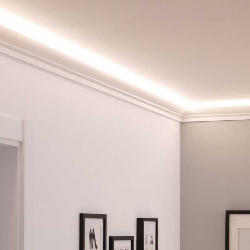 Moldura con sistema de iluminación.