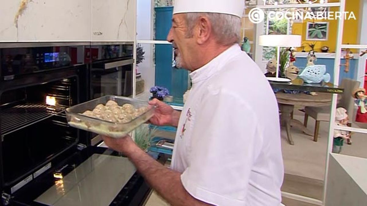 albondigas gratinadas al horno con salsa veolute receta karlos arguinano karl67750320 paso6