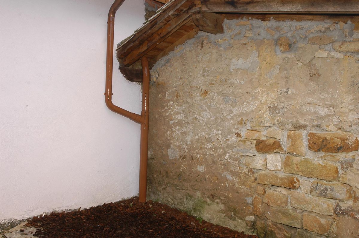 Pintar bajante exterior