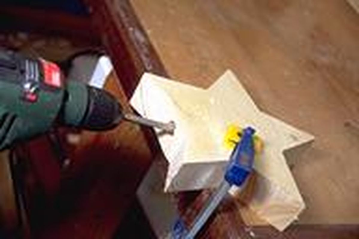 Hacer un árbol de Navidad de madera paso 7