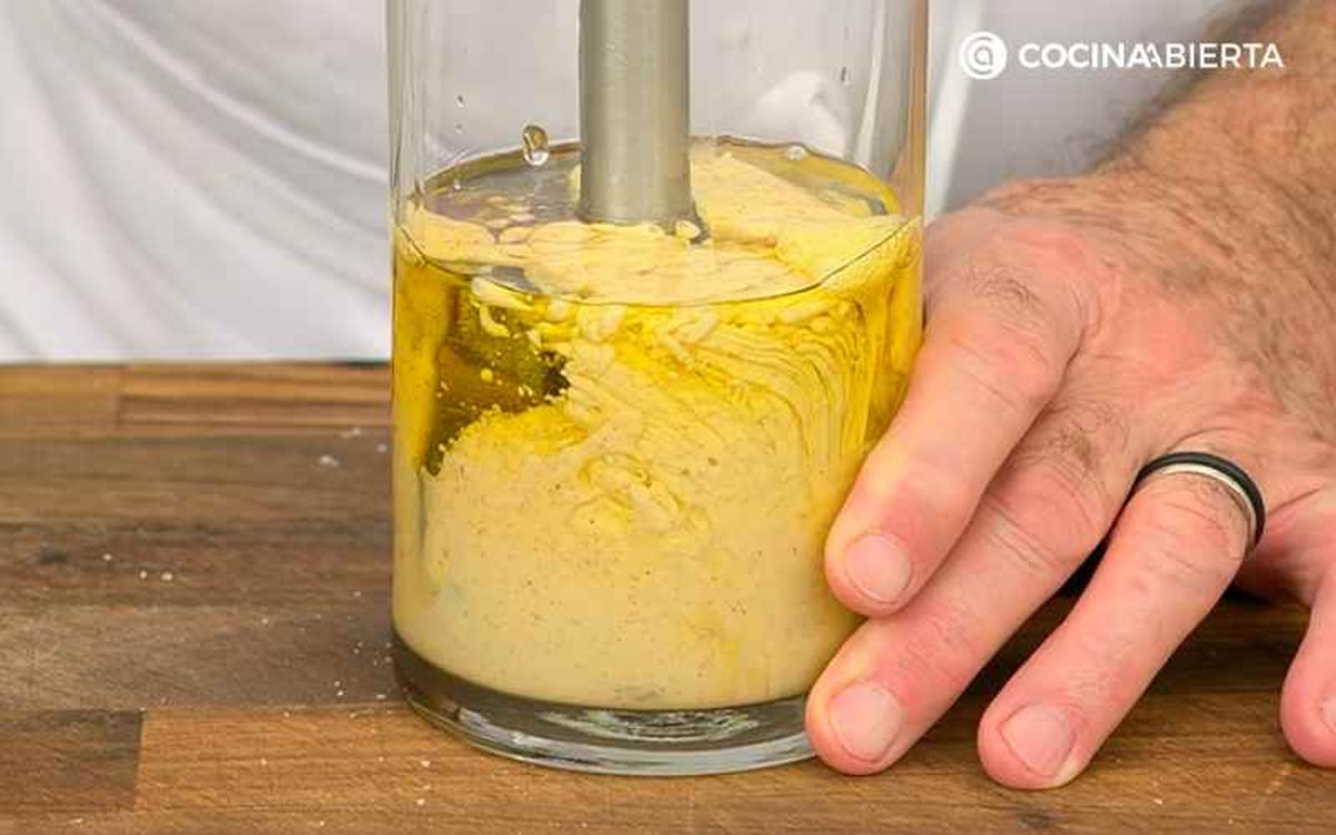 Haz la mahonesa de pimentón