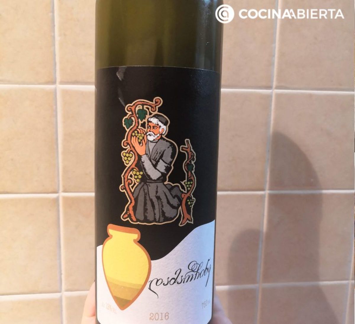 El vino que me trajo un amigo cocinero de su visita a Georgia