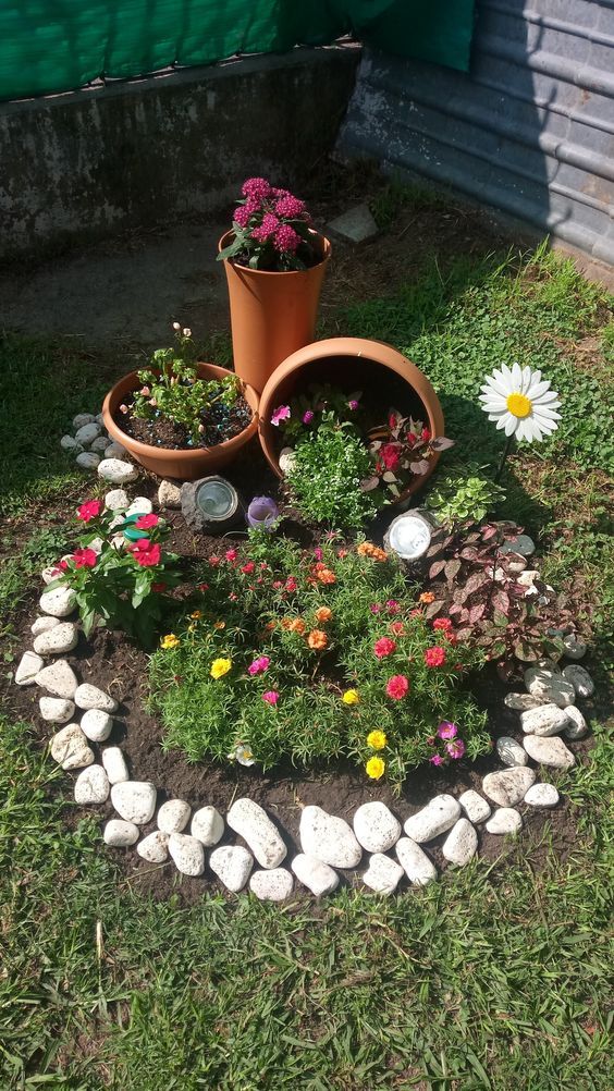 decorar jardin barato elementos naturales