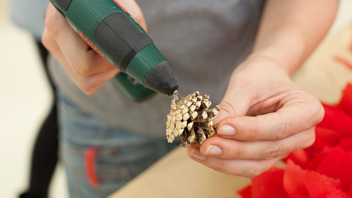 Decoración de Navidad: Chimenea y corona navideña p14