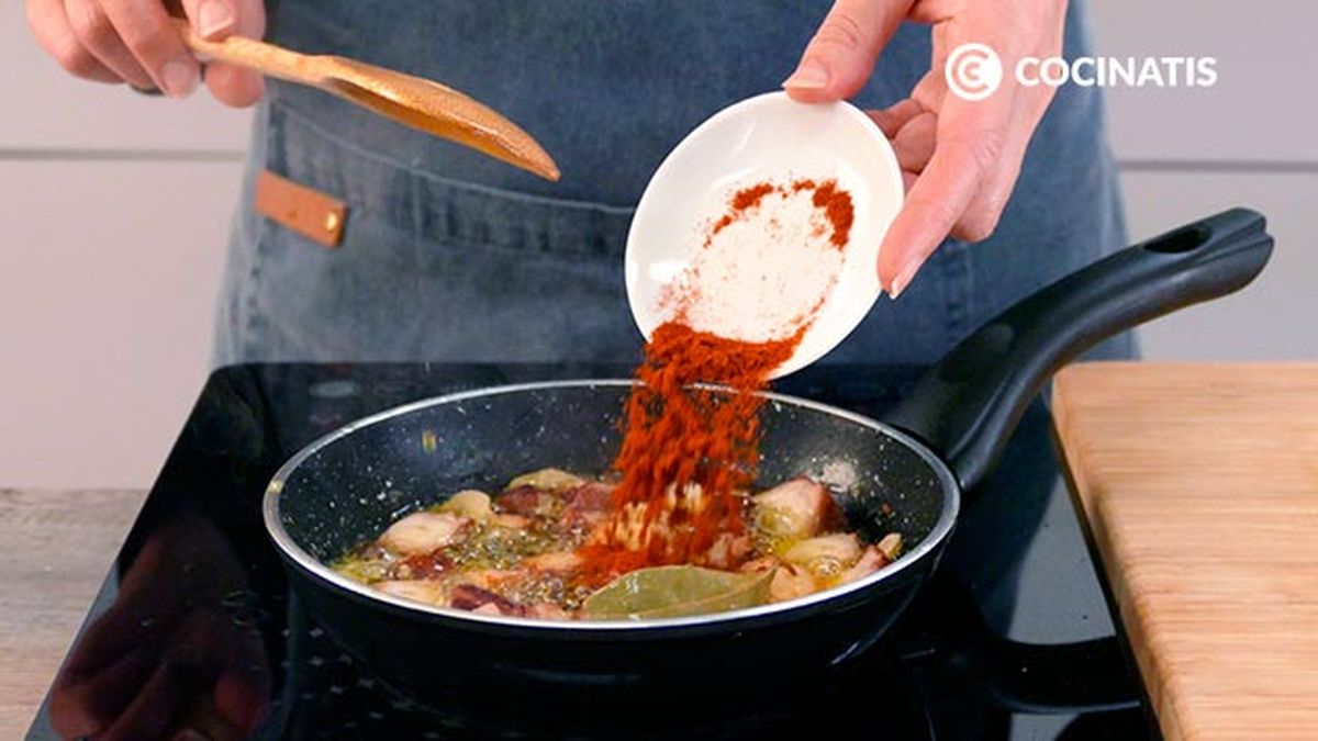 Receta de pulpo al ajillo  paso 4