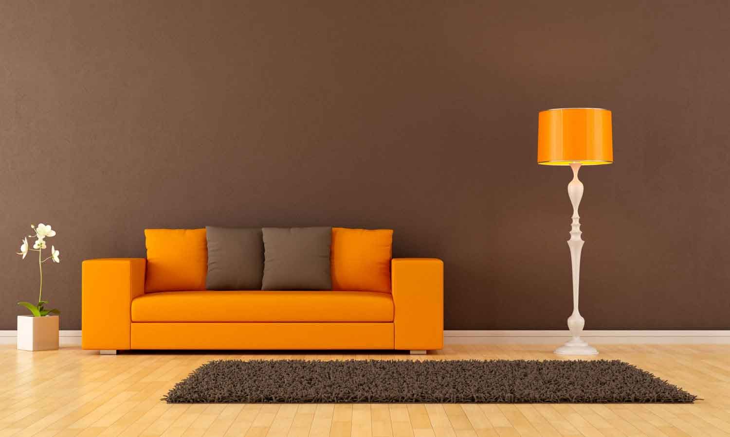 Combinar un sofá naranja en un salón 1