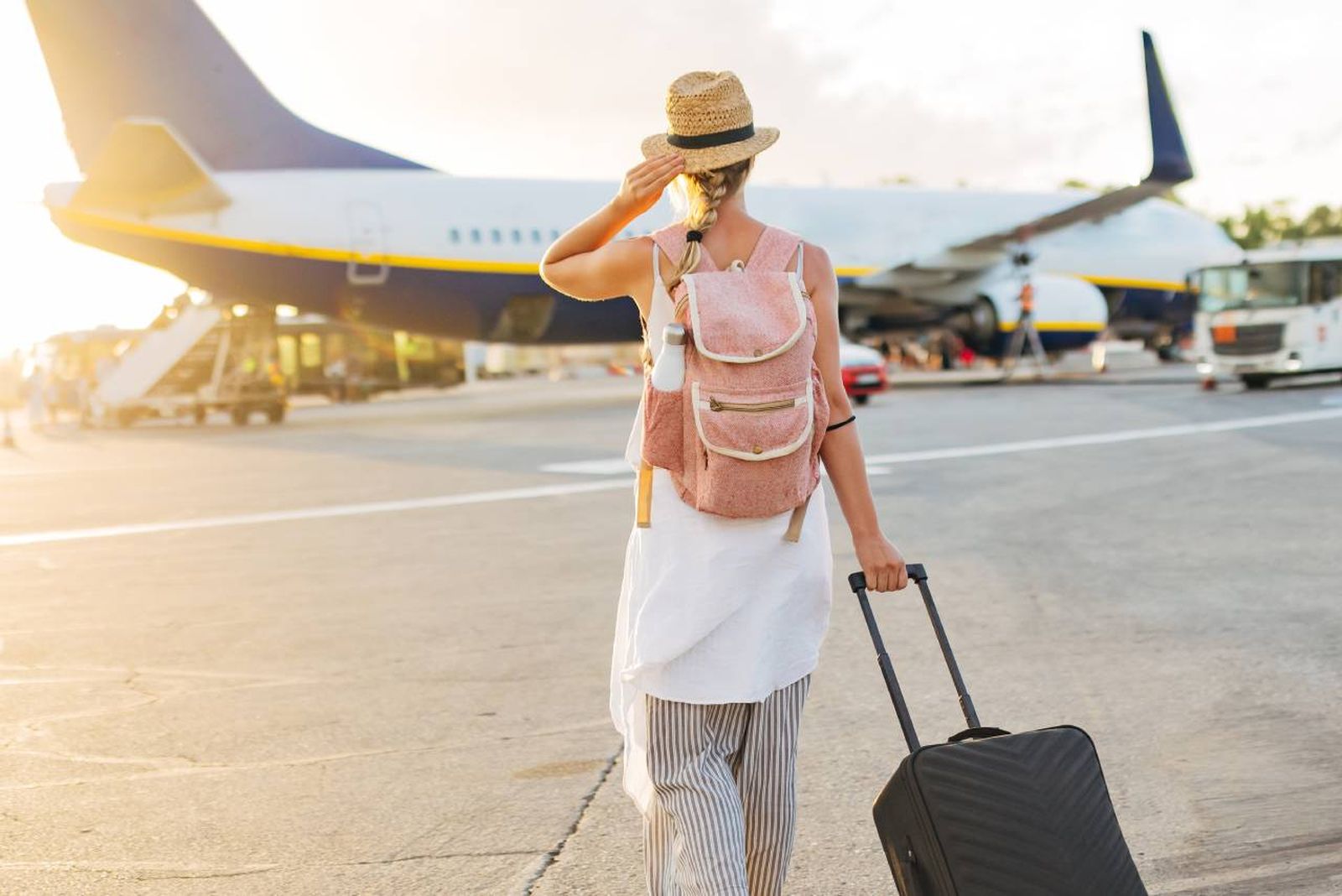 Llevar comida en el equipaje de mano del avión está permitido