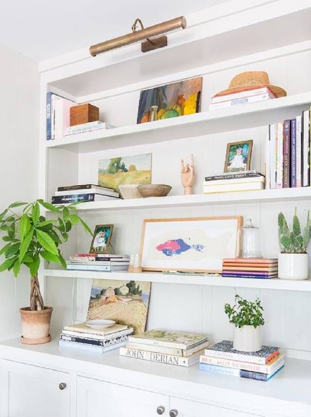 Cómo decorar estanterías con estilo 11