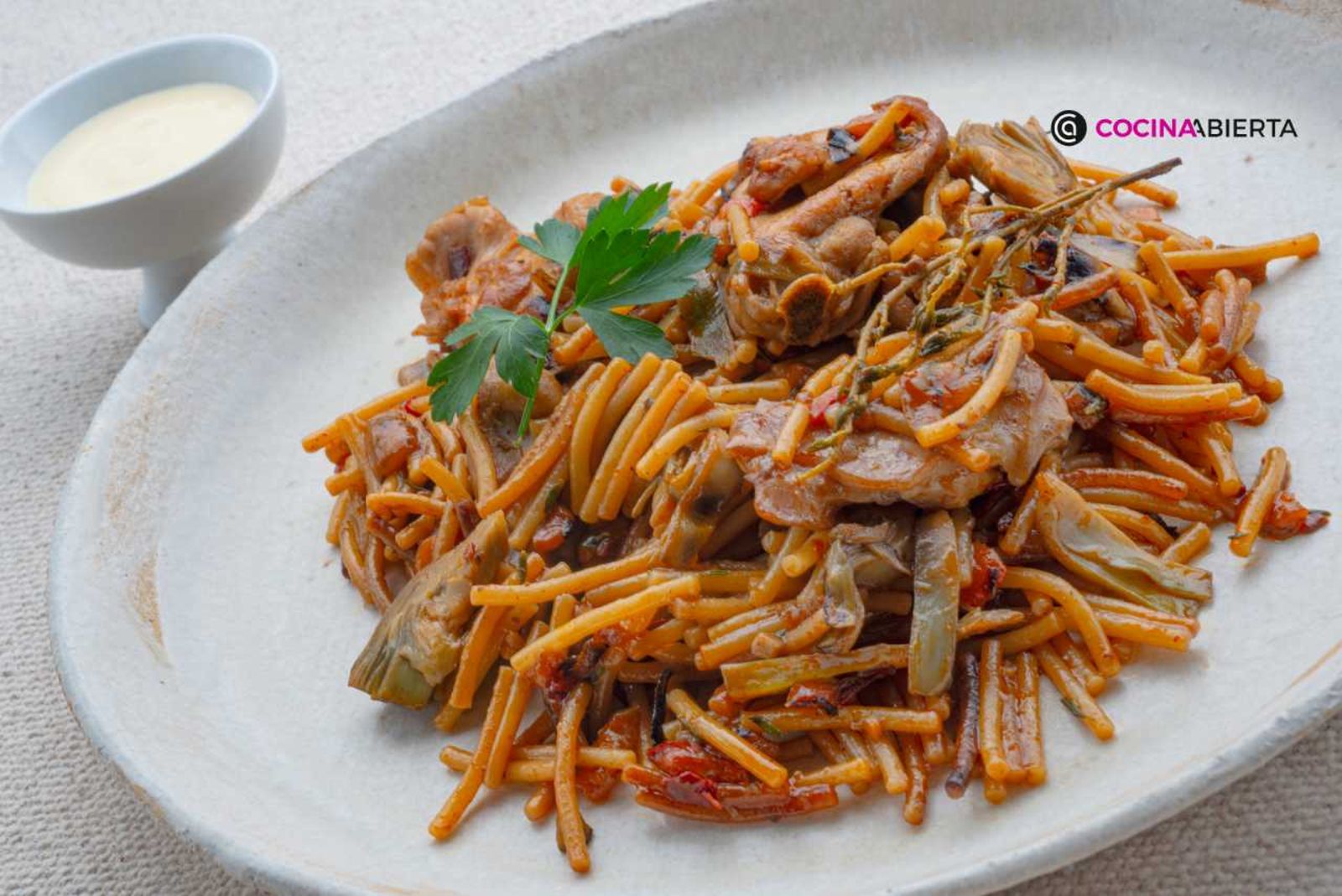 Receta de fideuá de conejo al estilo Arguiñano