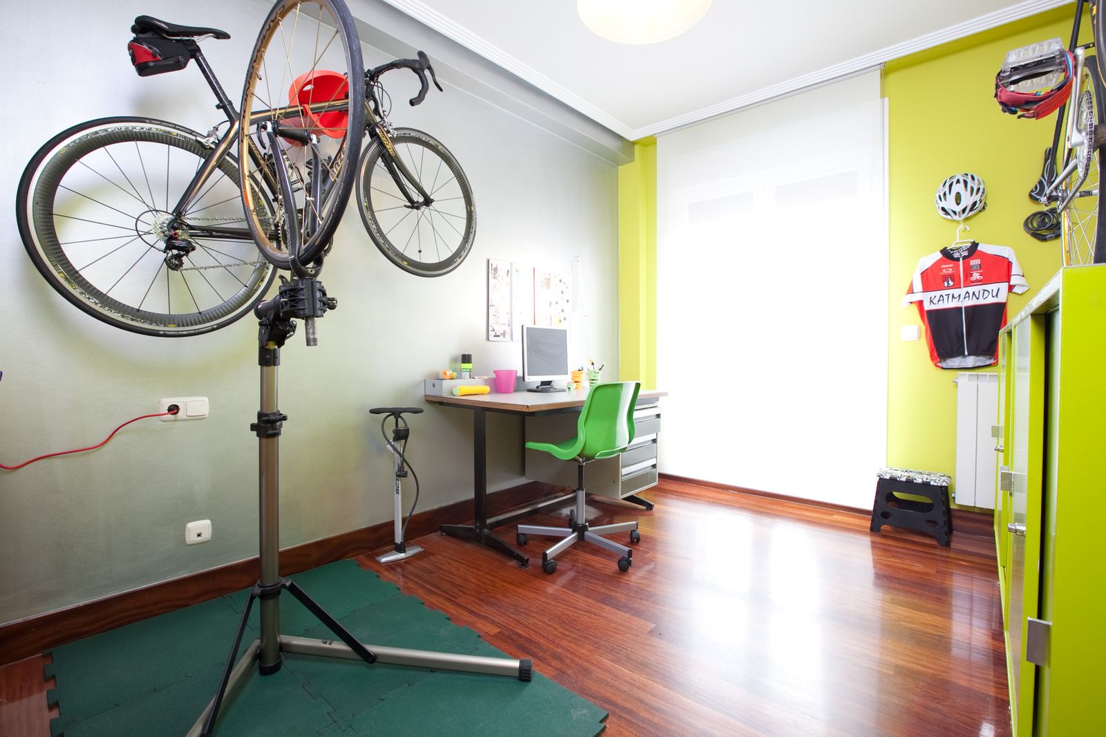 Decorar estudio con taller d1