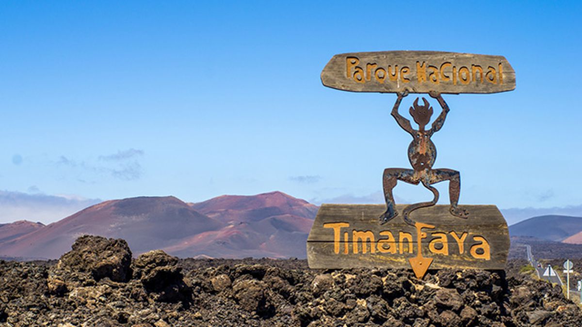 escultura parque nacional de timanfaya lanzarote