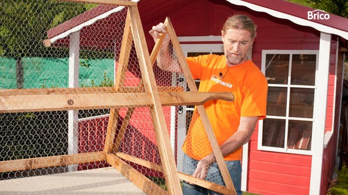 Bricomania 704 gallinero movil p16