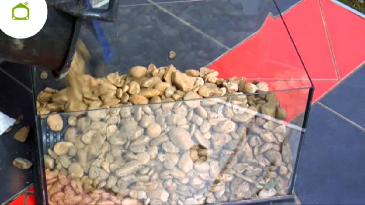 BRICO_JARDIN_789_Instalar drenaje en el jardin grava