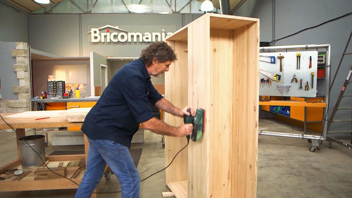 BRIC0961NV18 vestidor movil paso8