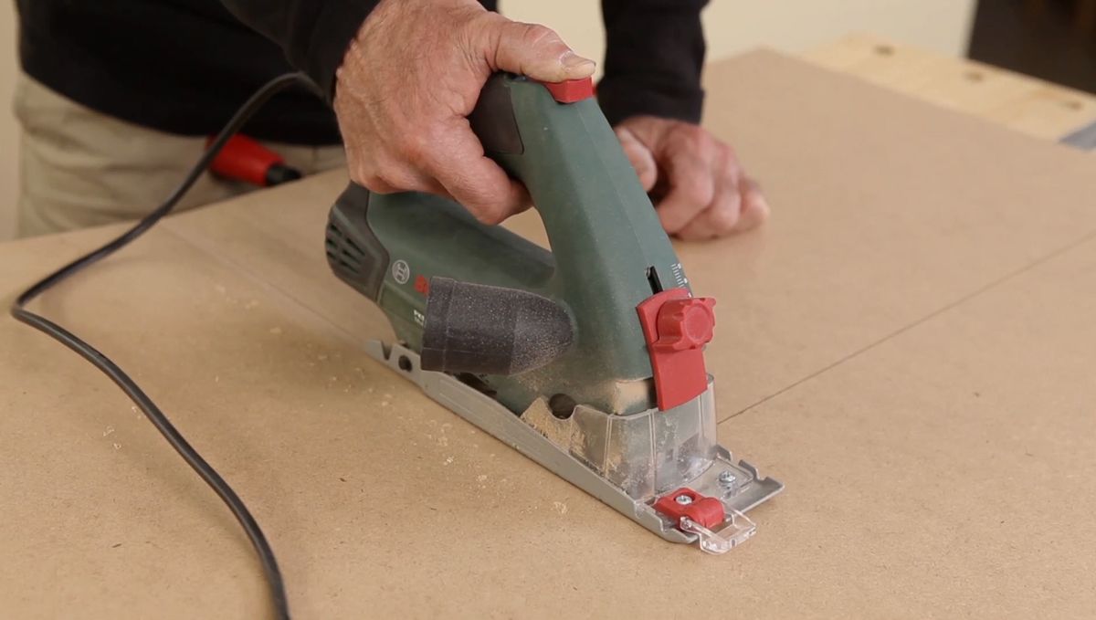 Hacer una pizarra de tiza con una caja de madera paso 2