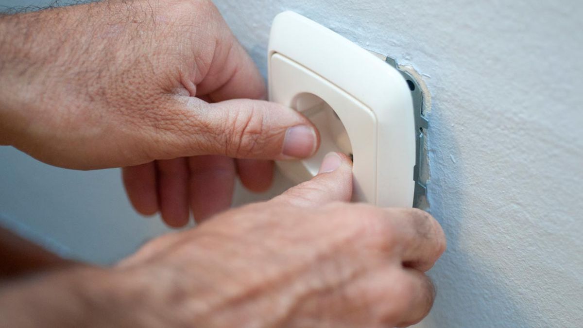 Bricomania 719 Cambiar embellecedores de mecanismos electricos p3