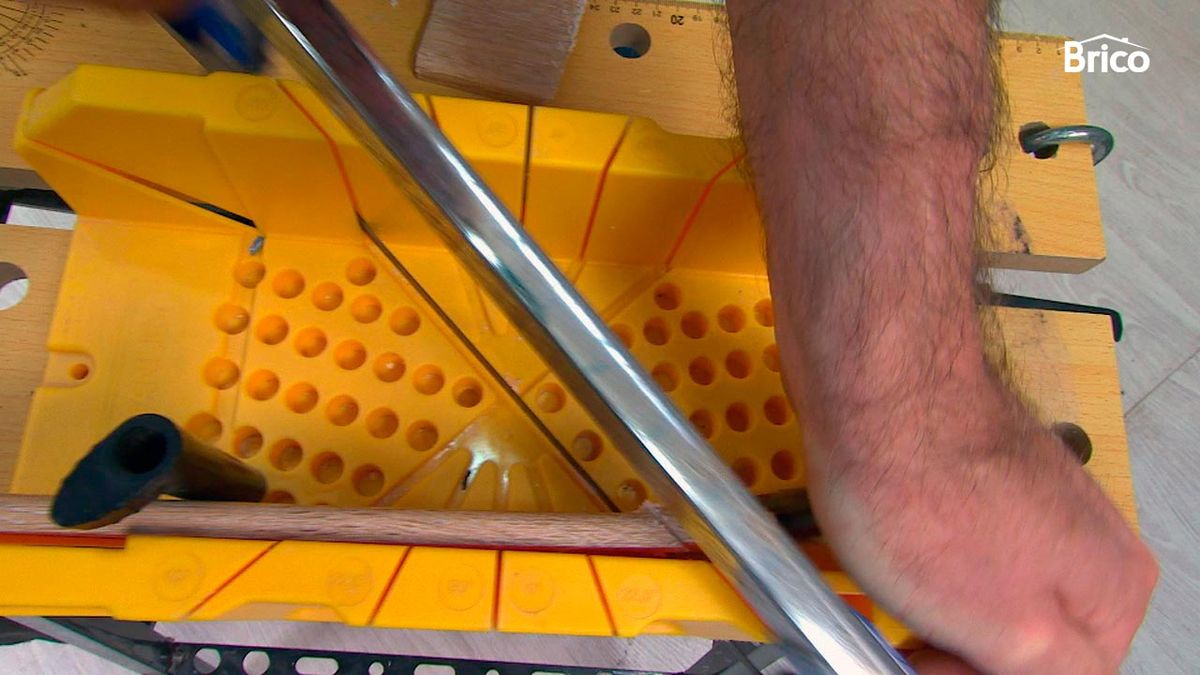 Colocar friso vinílico paso 12